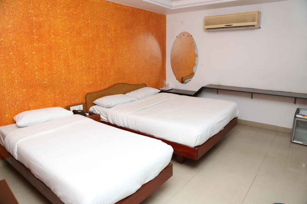 Hotel Sri Srinivasar Residency Vellore Exterior foto